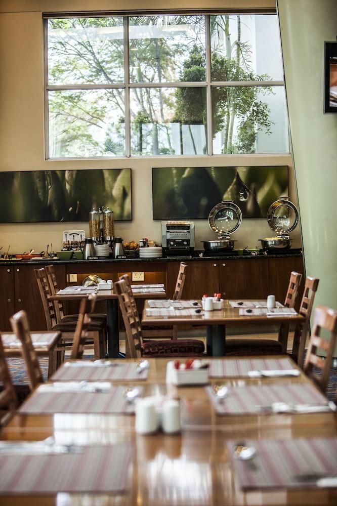 Stayeasy Pretoria-Noord エクステリア 写真