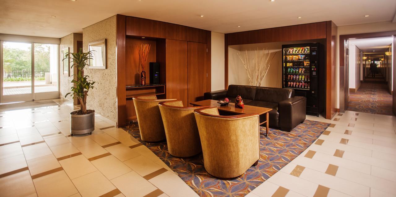 Stayeasy Pretoria-Noord エクステリア 写真