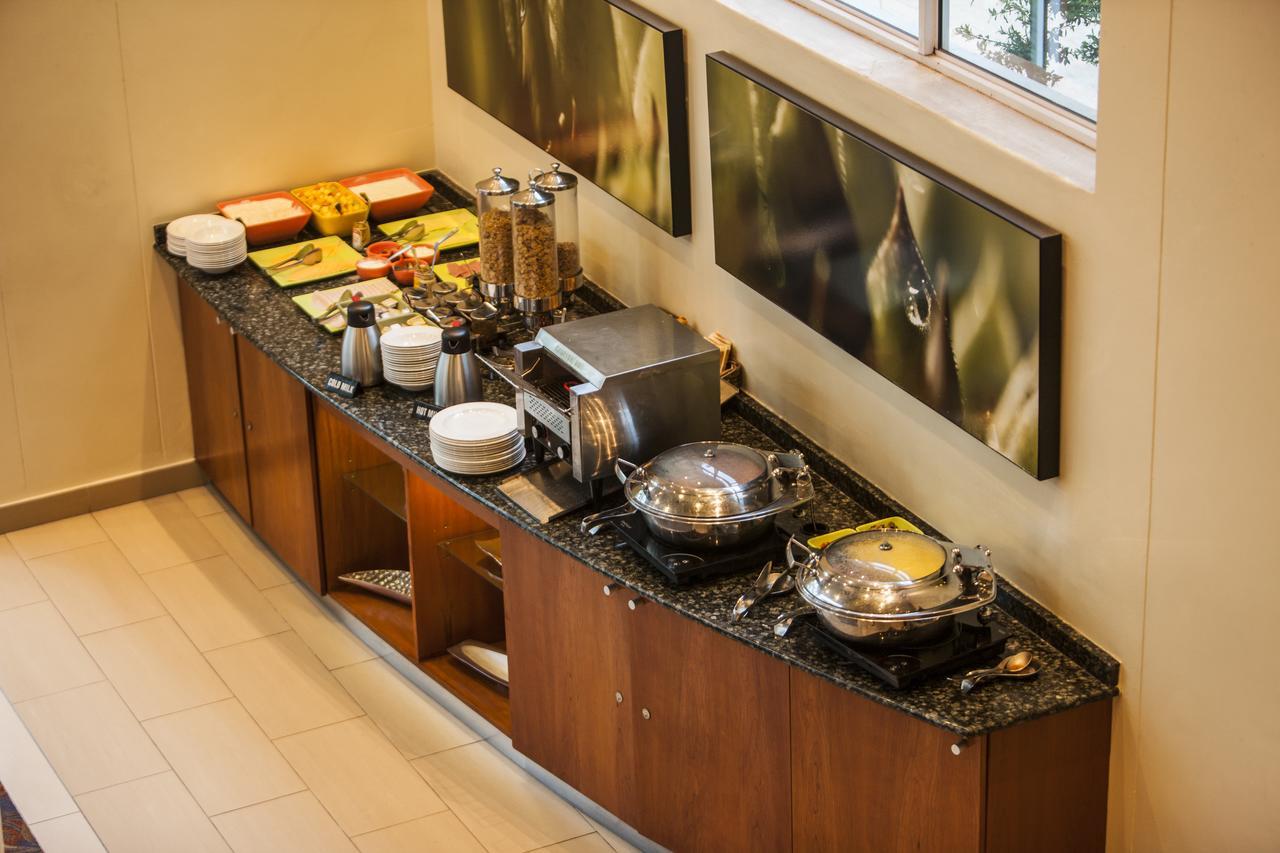 Stayeasy Pretoria-Noord エクステリア 写真